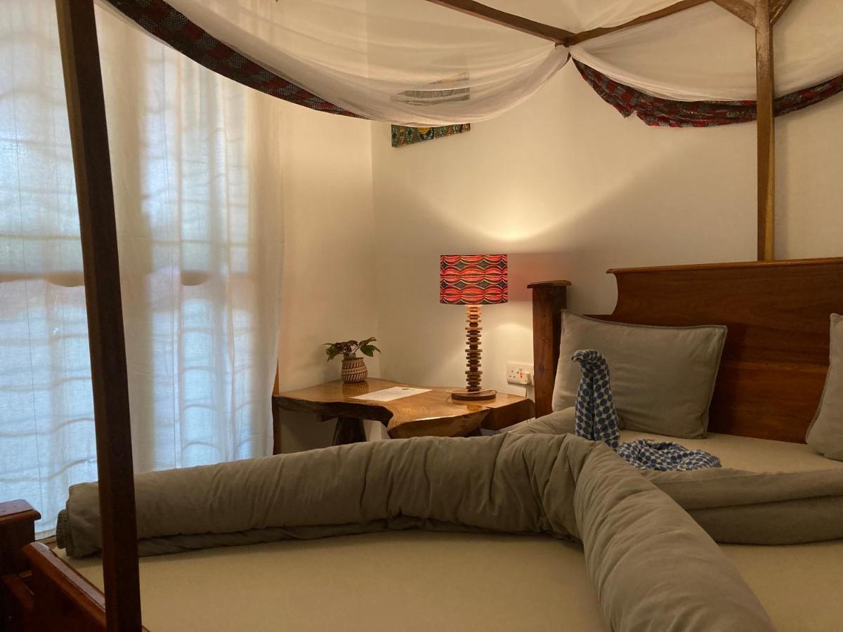 Villa Camp Bastian Mikumi Esterno foto